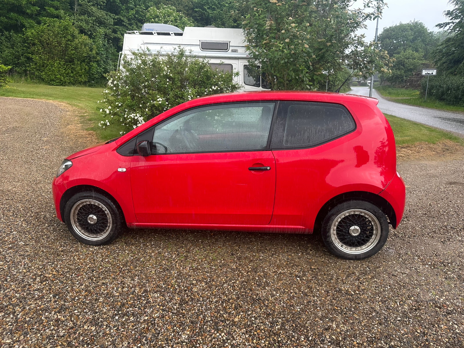 VW UP! til salg hos Nabilli