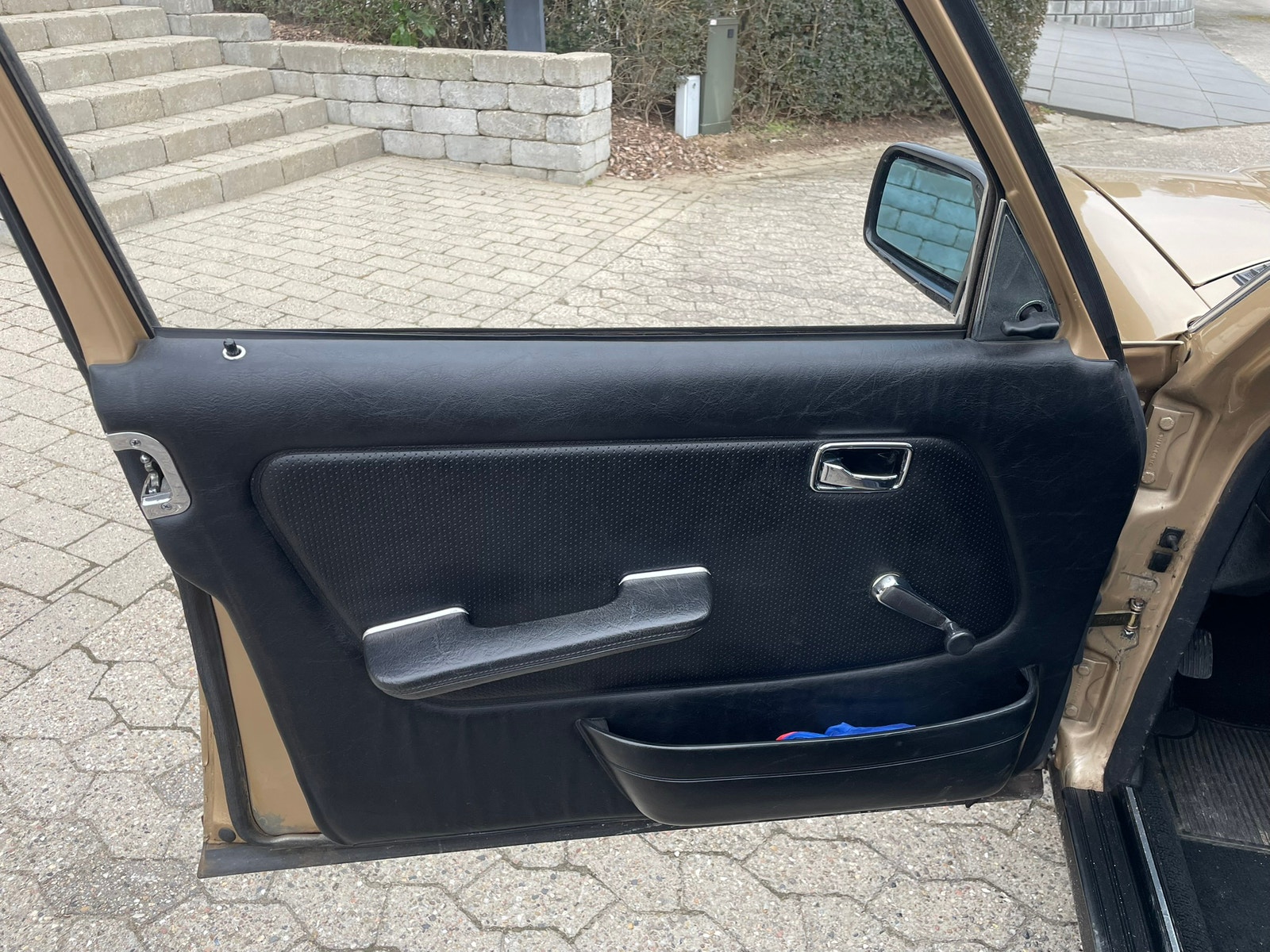 Mercedes 230 E – billede 12