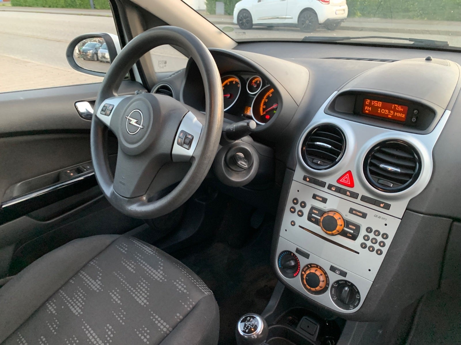 Opel Corsa – billede 11
