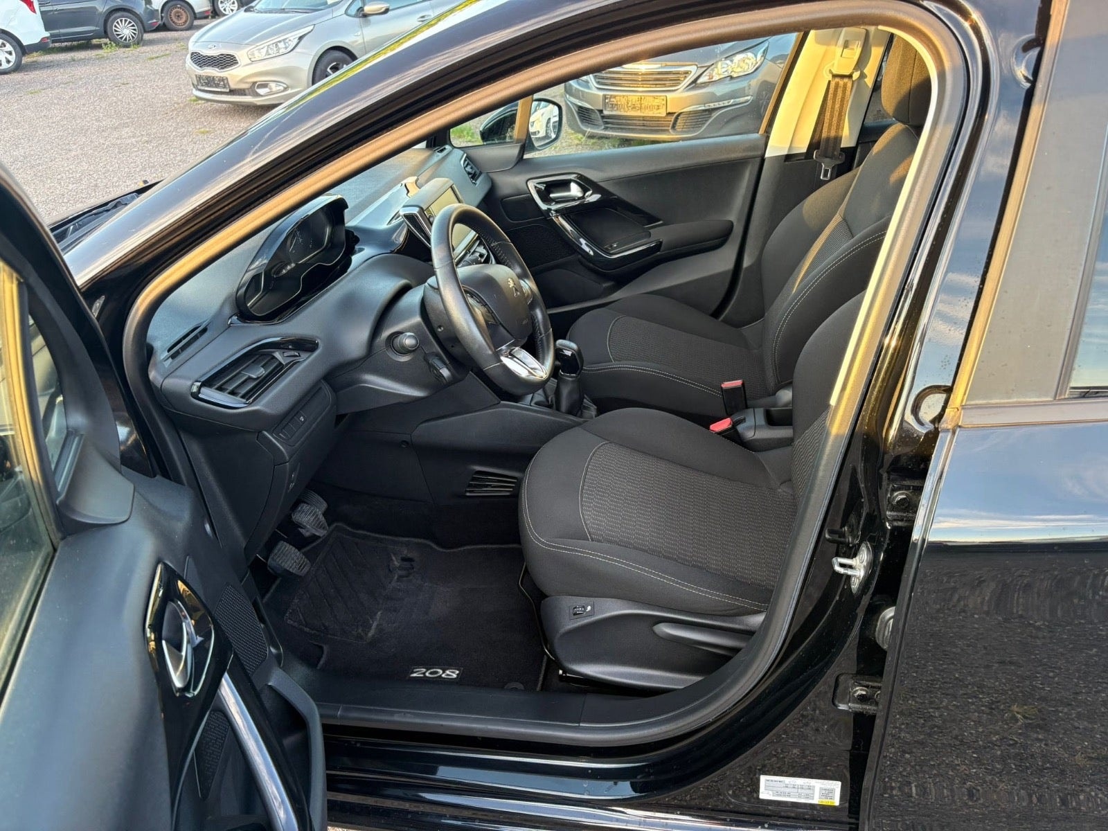 Peugeot 208 til salg hos Nabilli