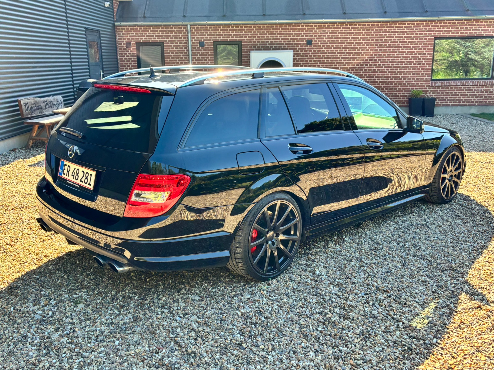 Mercedes C63 til salg hos Nabilli