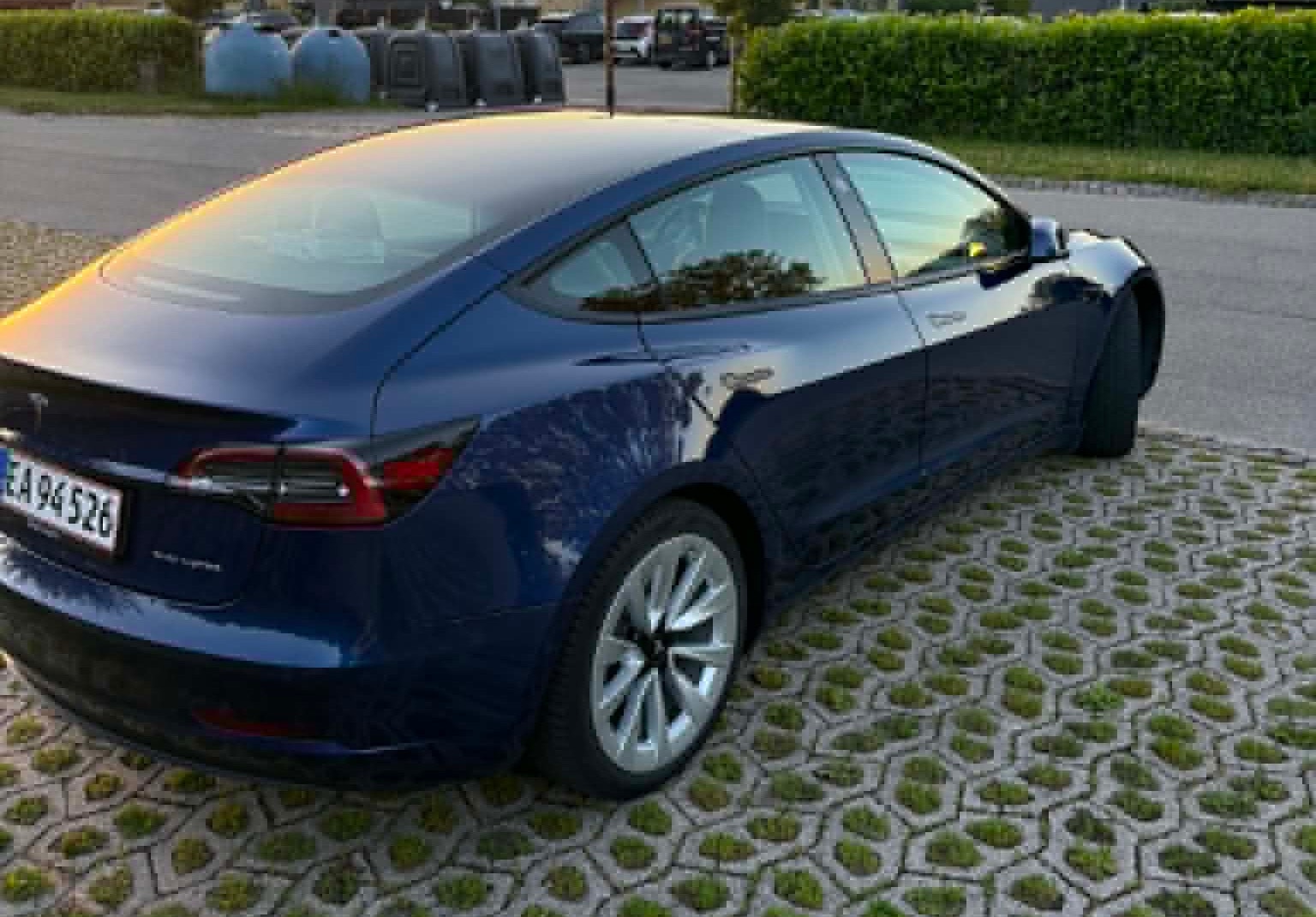 Tesla Model 3 til salg hos Nabilli
