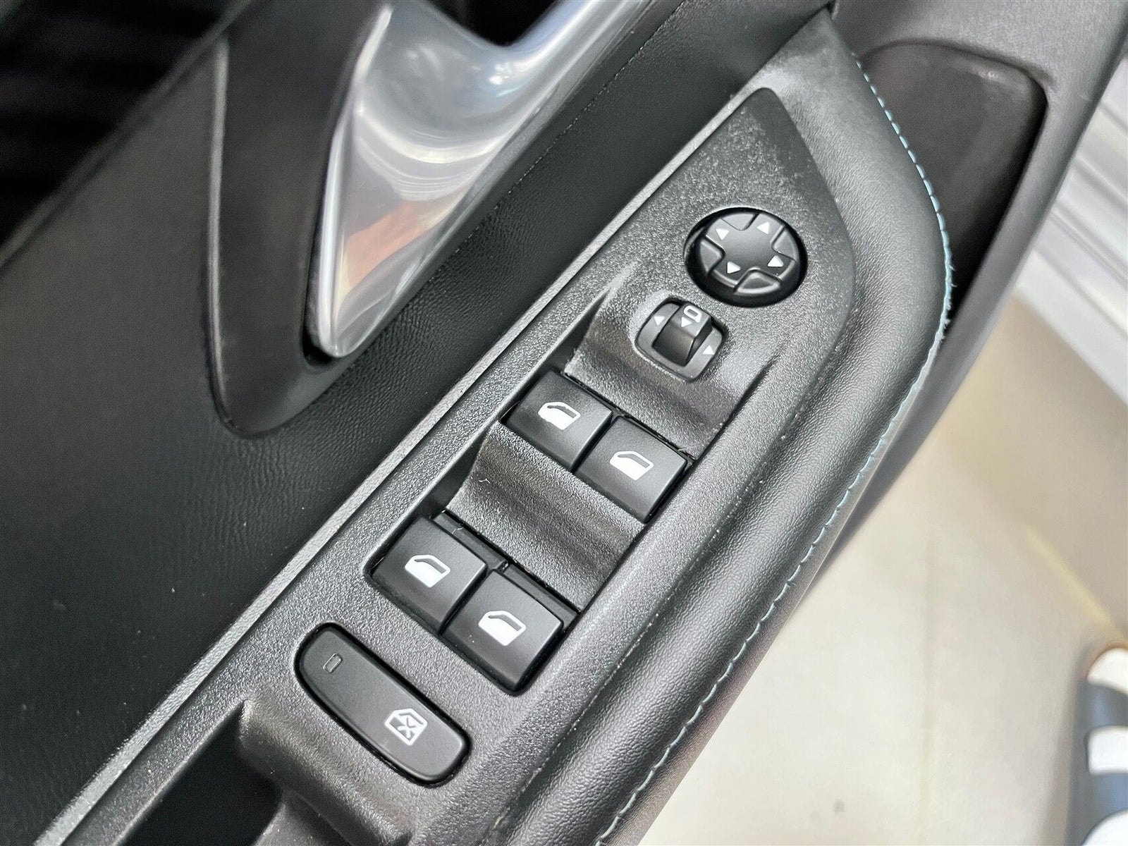 Peugeot e-208 til salg hos Nabilli