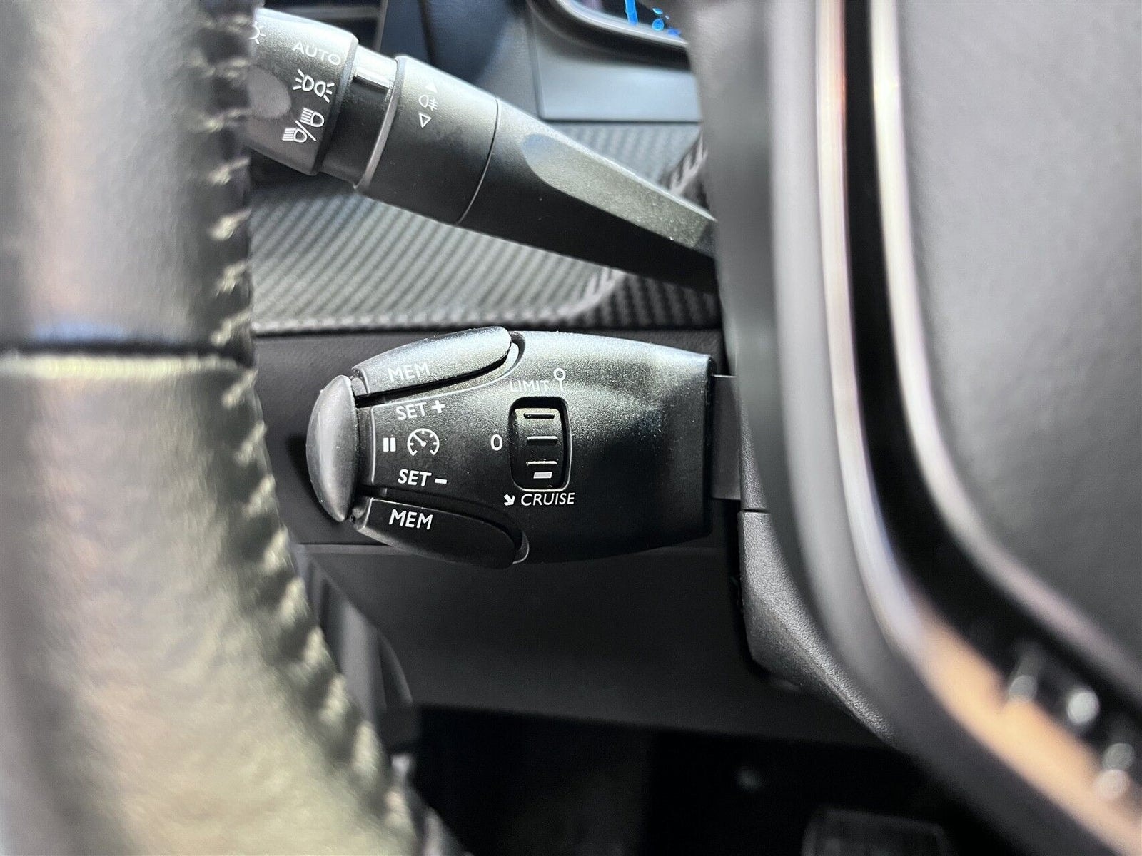 Peugeot e-208 til salg hos Nabilli