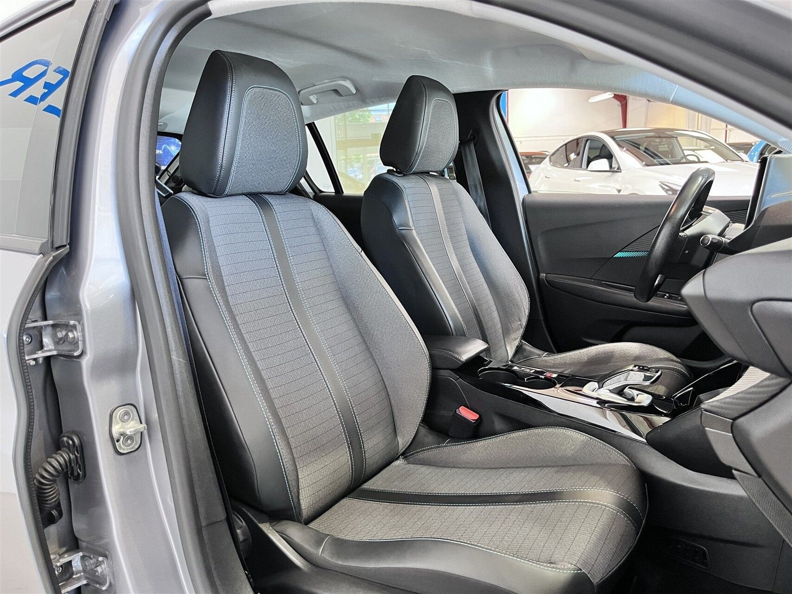 Peugeot e-208 til salg hos Nabilli