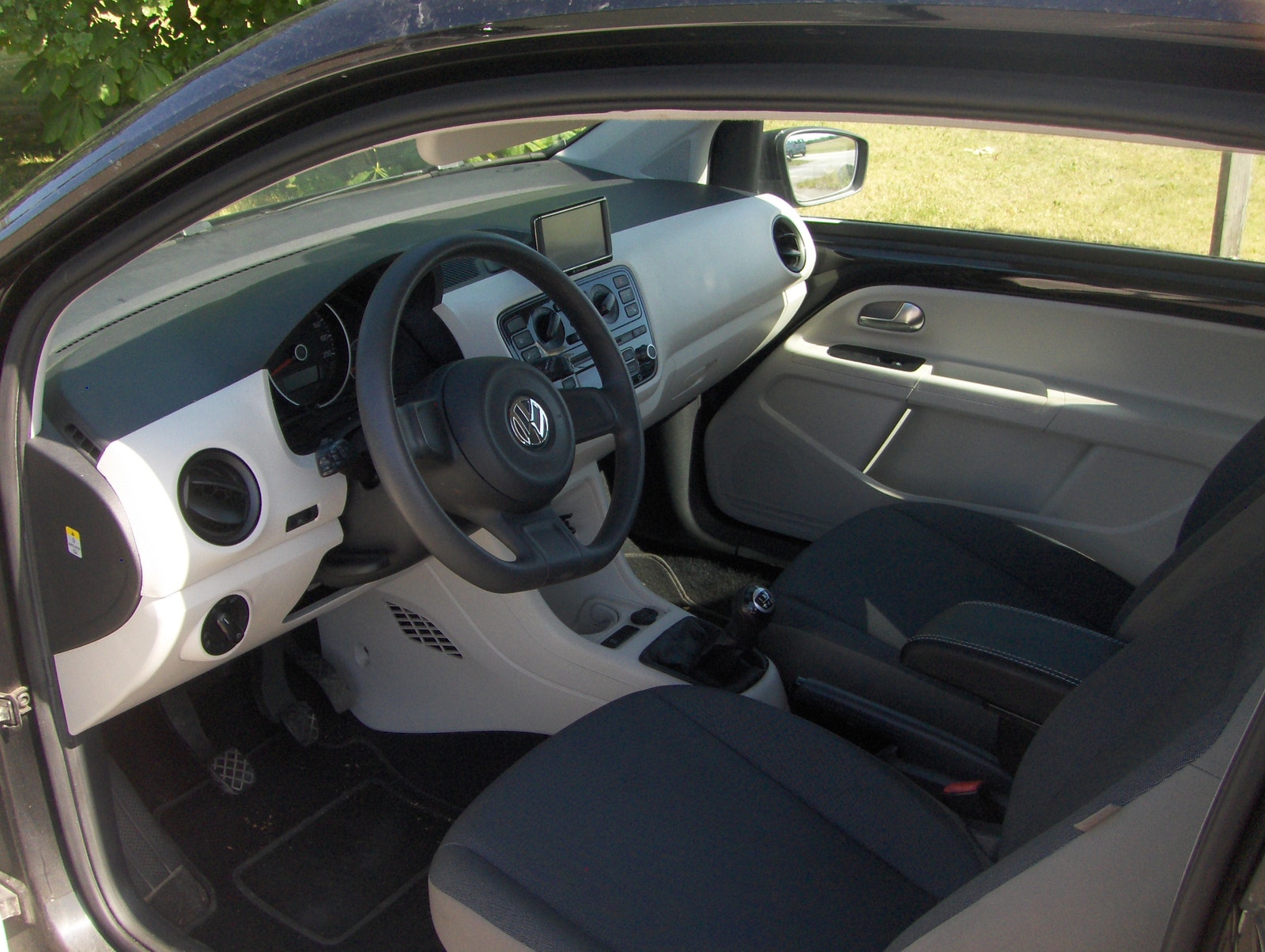 VW UP! til salg hos Nabilli
