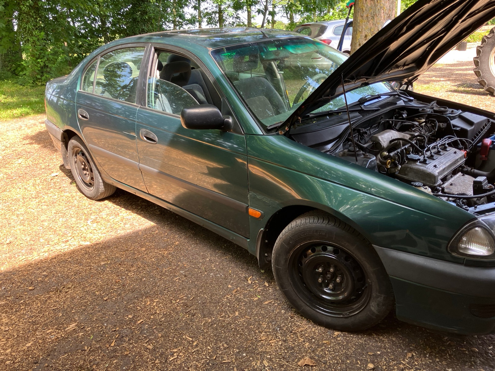 Toyota Avensis til salg hos Nabilli