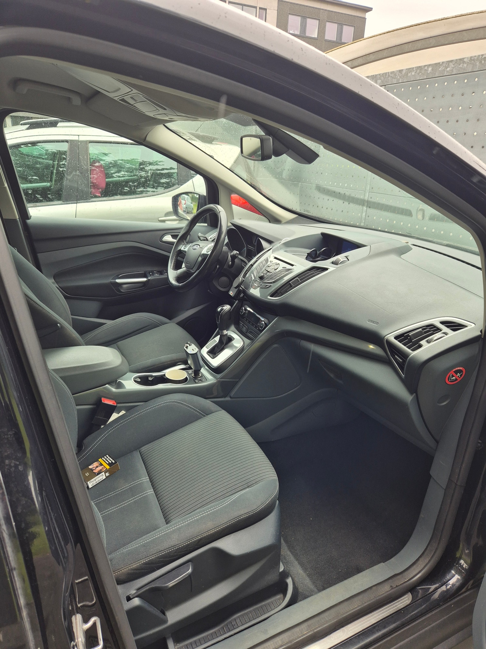 Ford Grand C-MAX til salg hos Nabilli