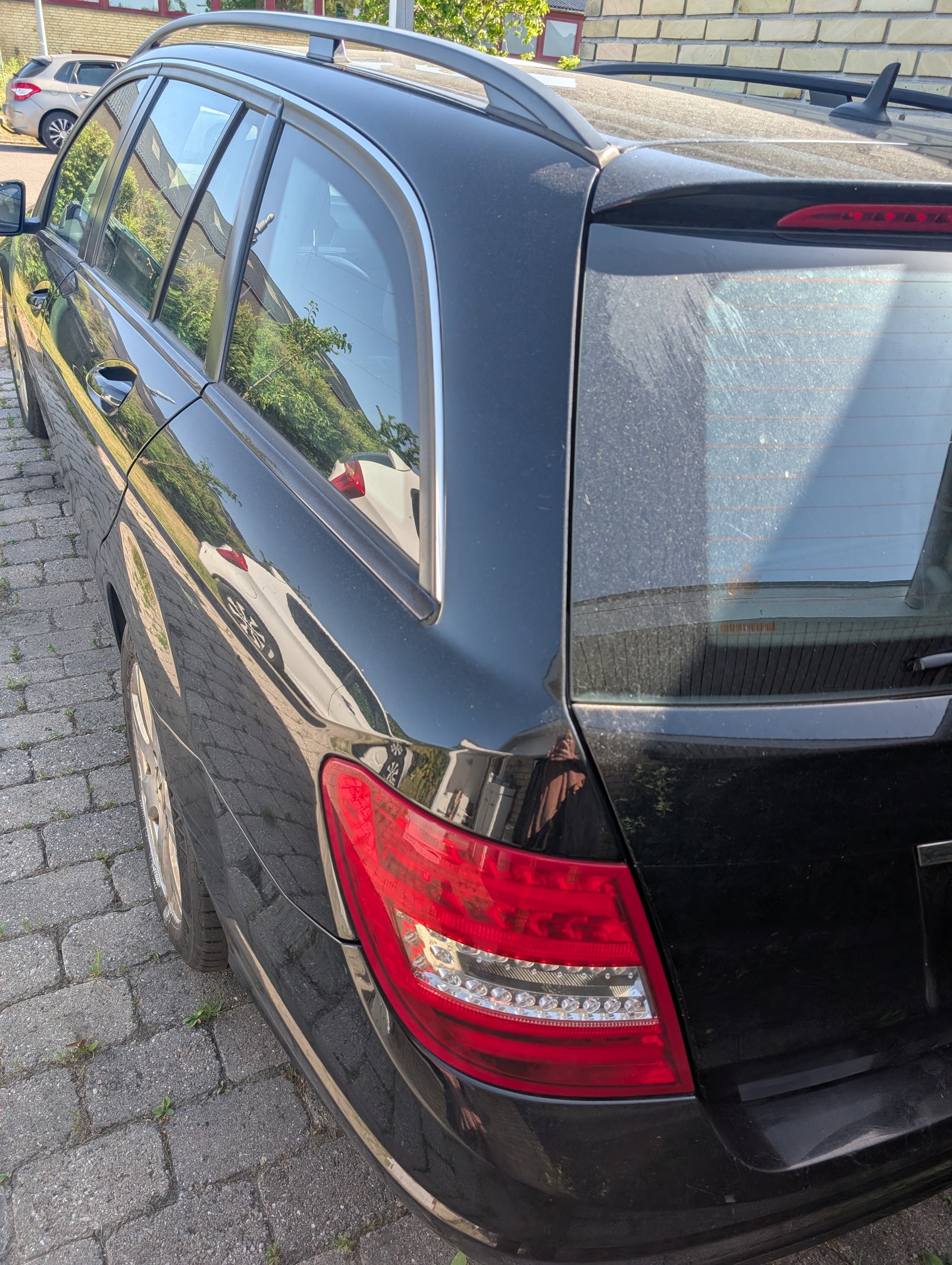 Mercedes C200 til salg hos Nabilli
