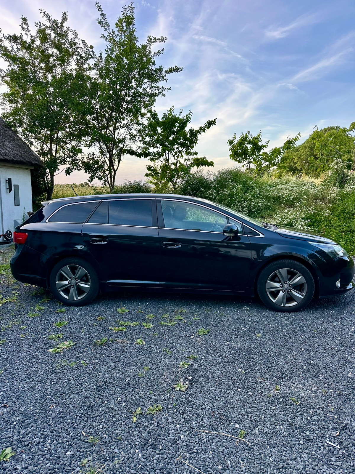 Toyota Avensis til salg hos Nabilli