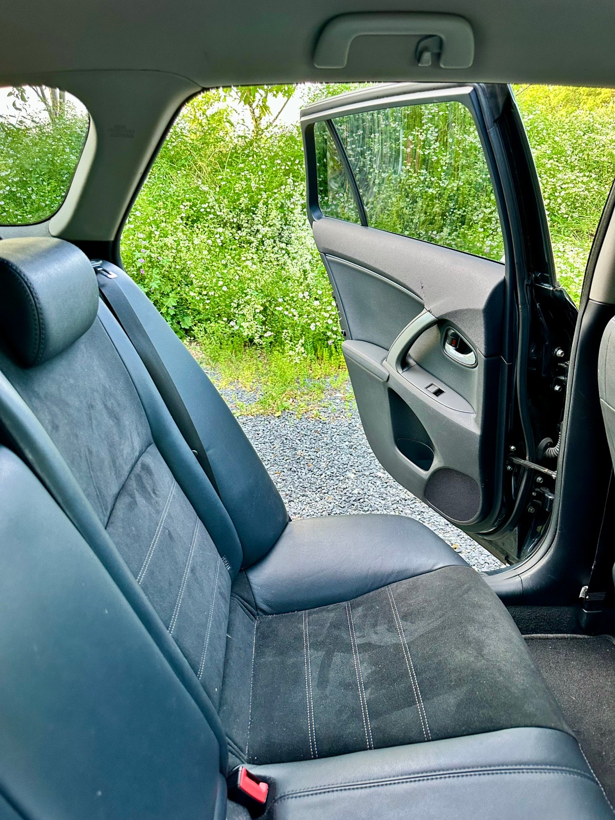 Toyota Avensis til salg hos Nabilli