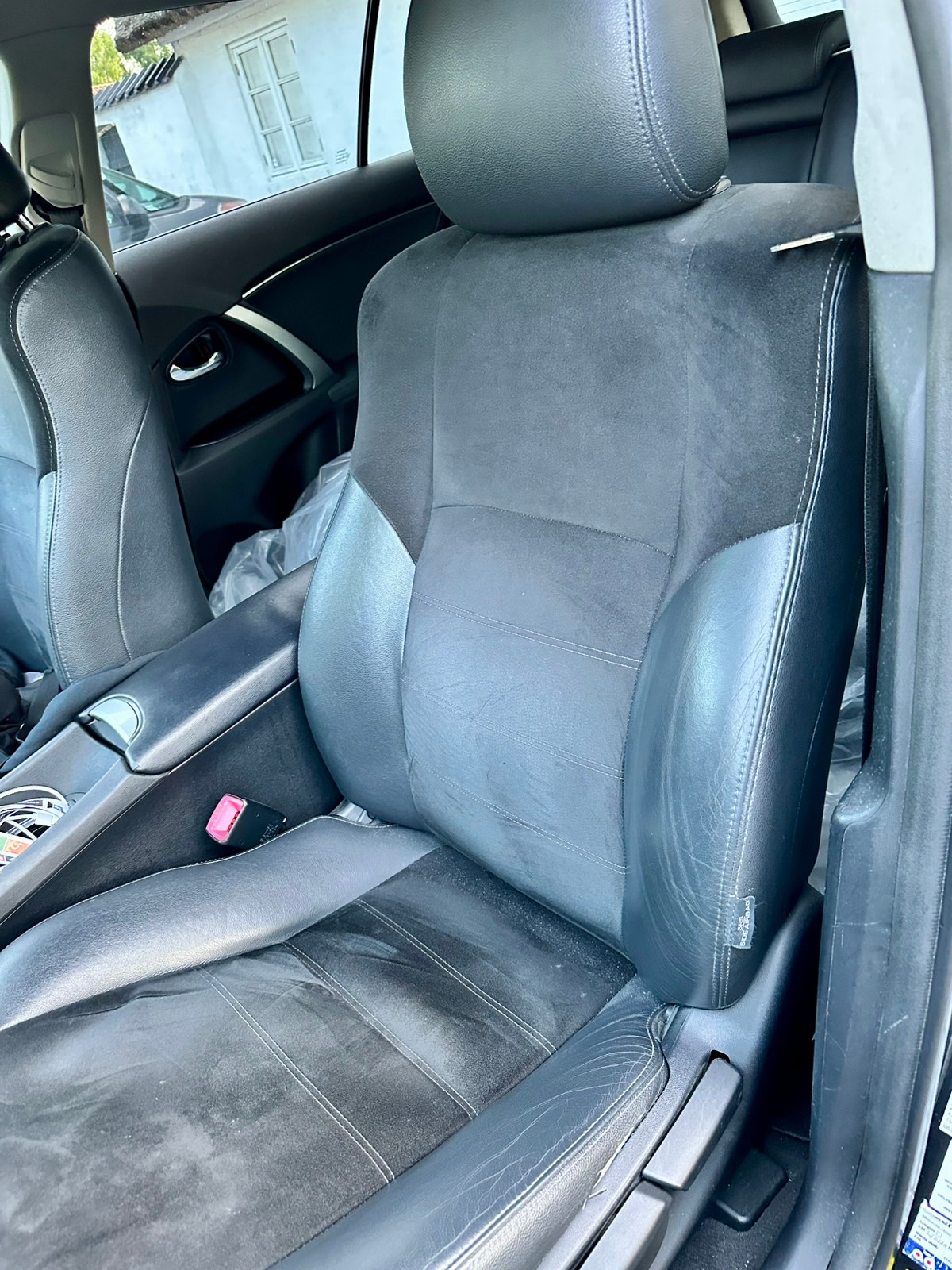 Toyota Avensis til salg hos Nabilli