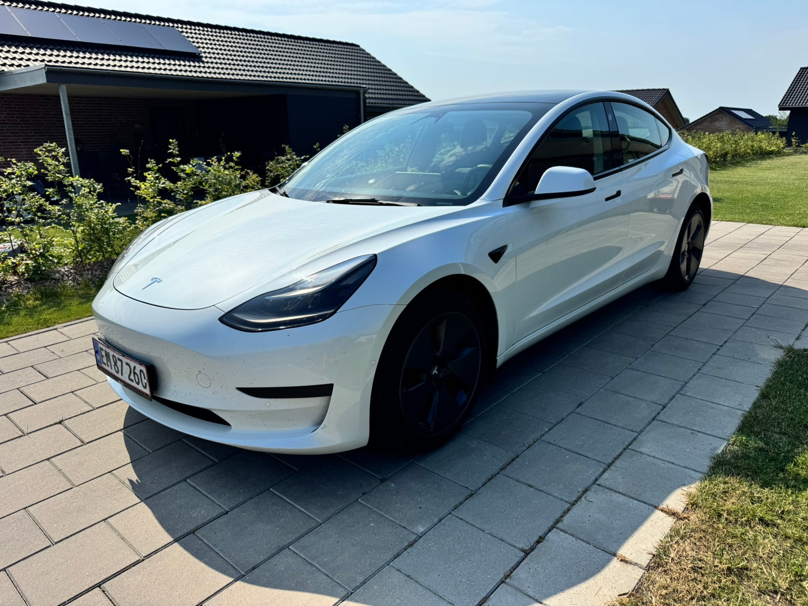 Tesla Model 3 til salg hos Nabilli