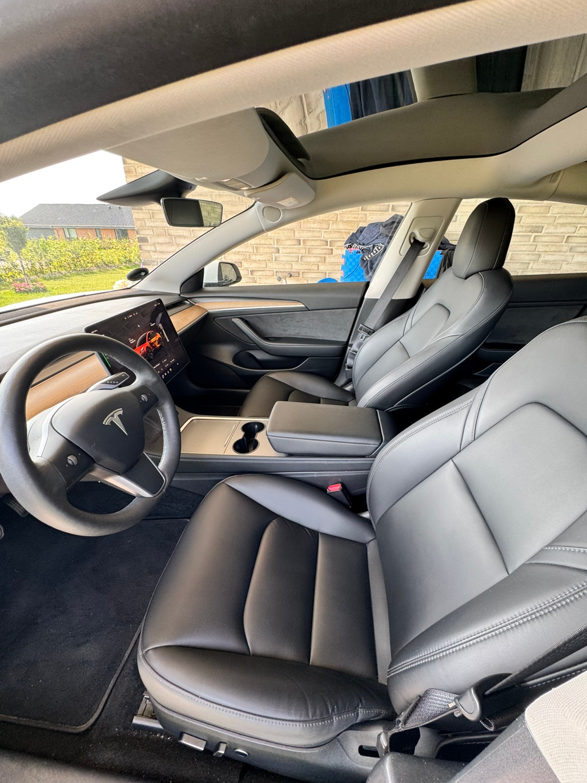Tesla Model 3 til salg hos Nabilli