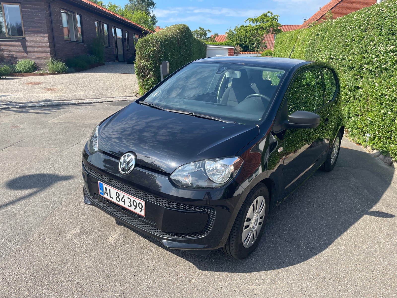 VW UP! til salg hos Nabilli