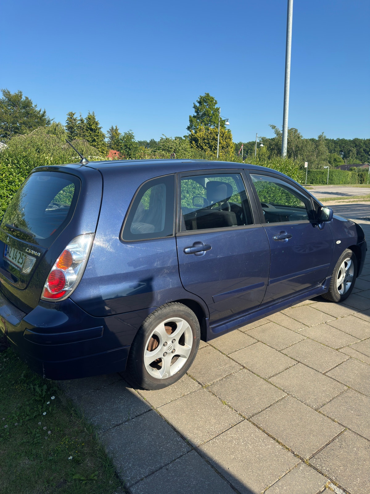 Suzuki Liana til salg hos Nabilli