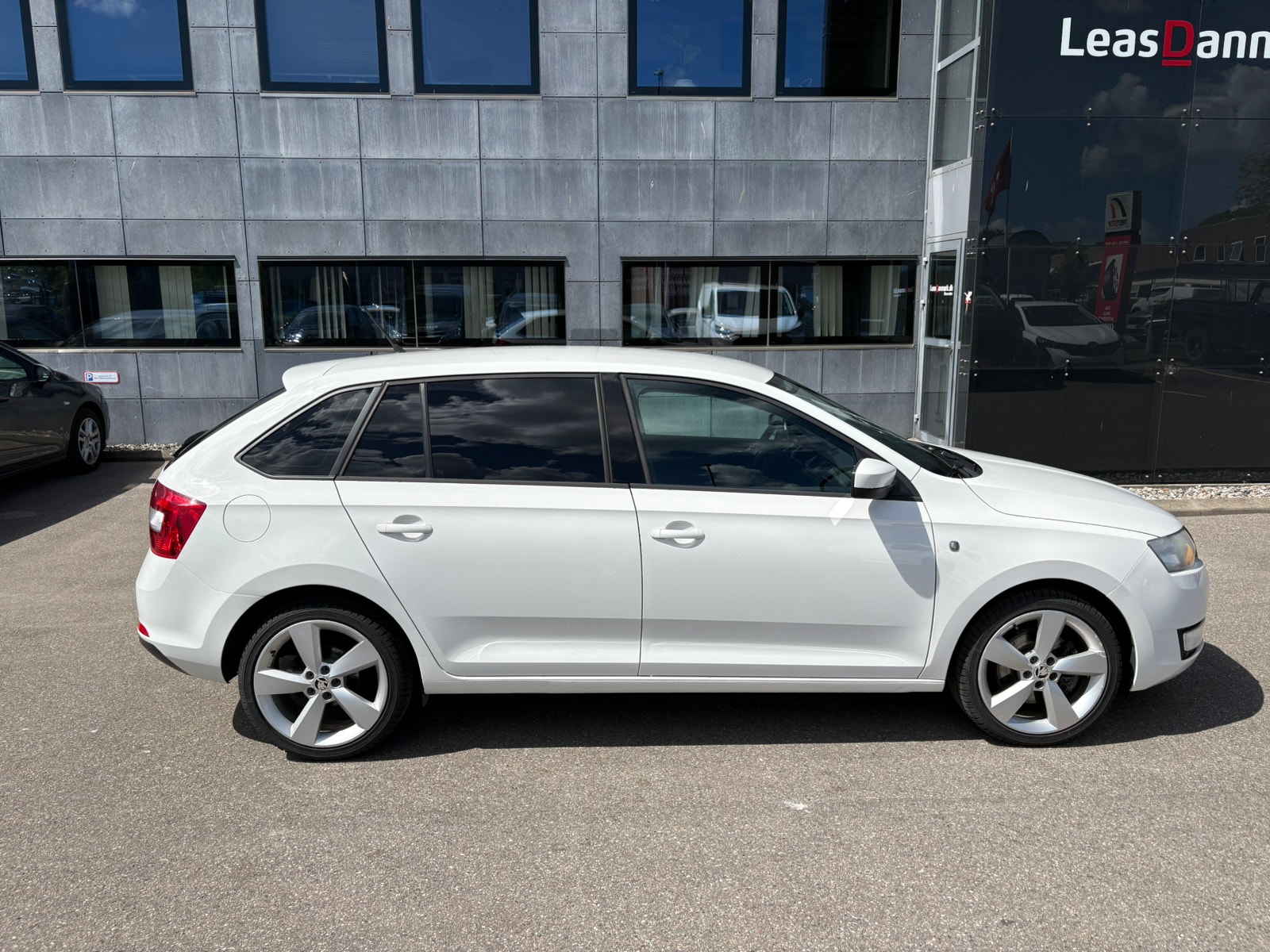 Skoda Rapid til salg hos Nabilli