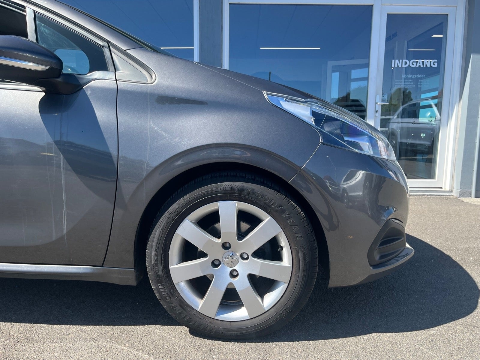 Peugeot 208 til salg hos Nabilli