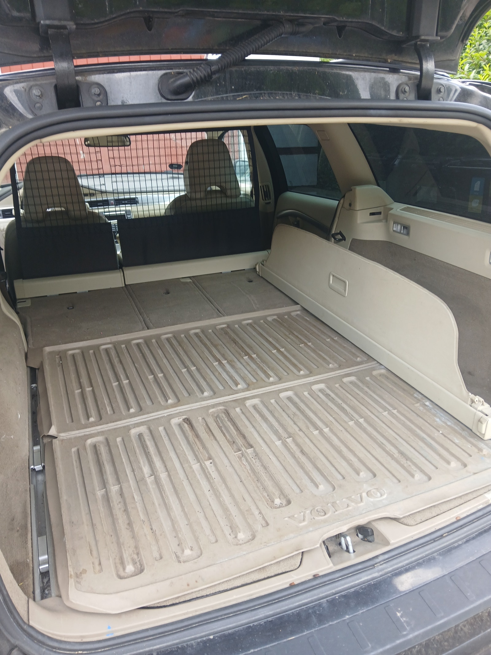 Volvo V70 til salg hos Nabilli