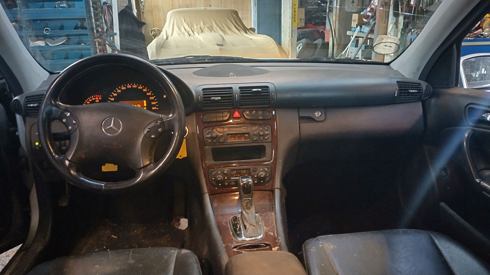 Mercedes C200 til salg hos Nabilli