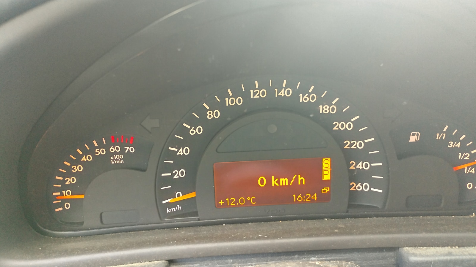 Mercedes C200 til salg hos Nabilli