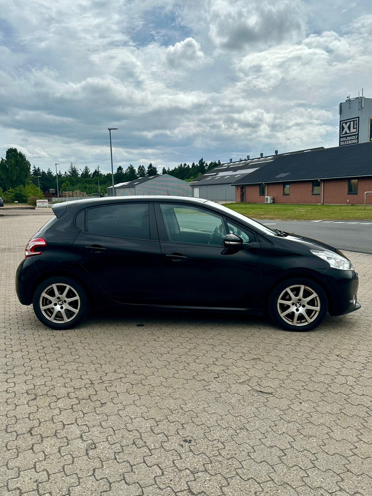 Peugeot 208 – billede 8
