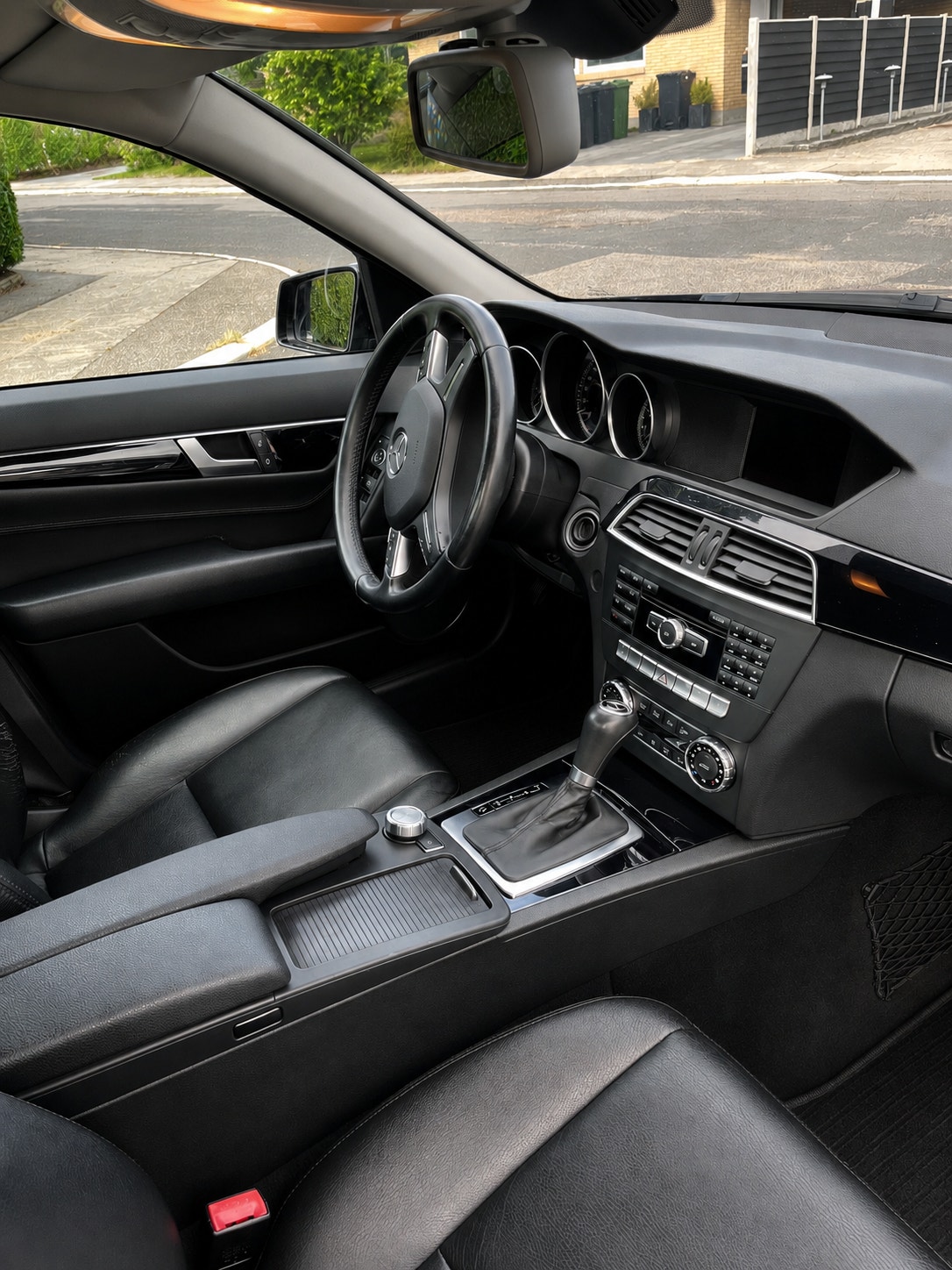 Mercedes C200 til salg hos Nabilli
