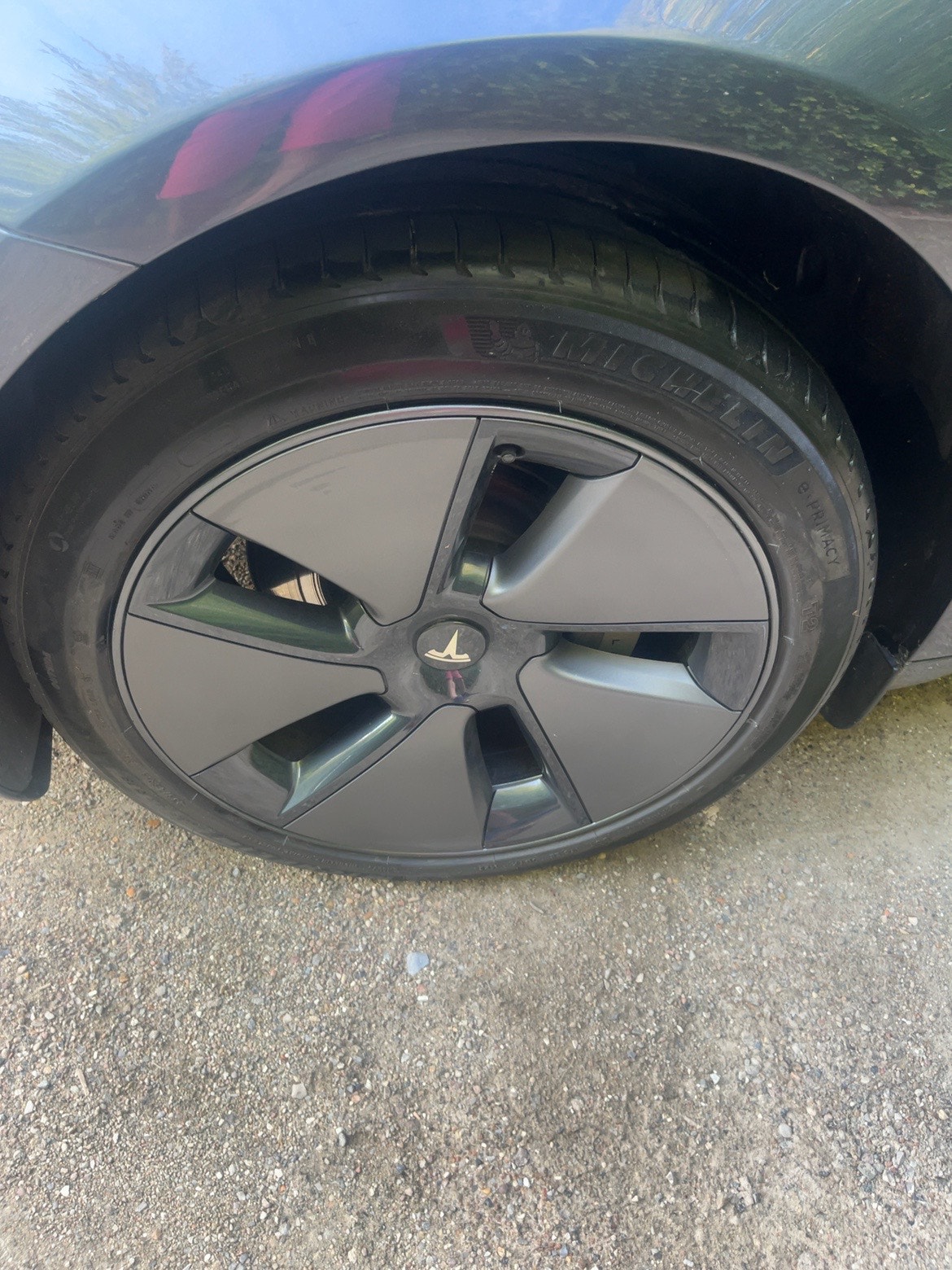 Tesla Model 3 til salg hos Nabilli