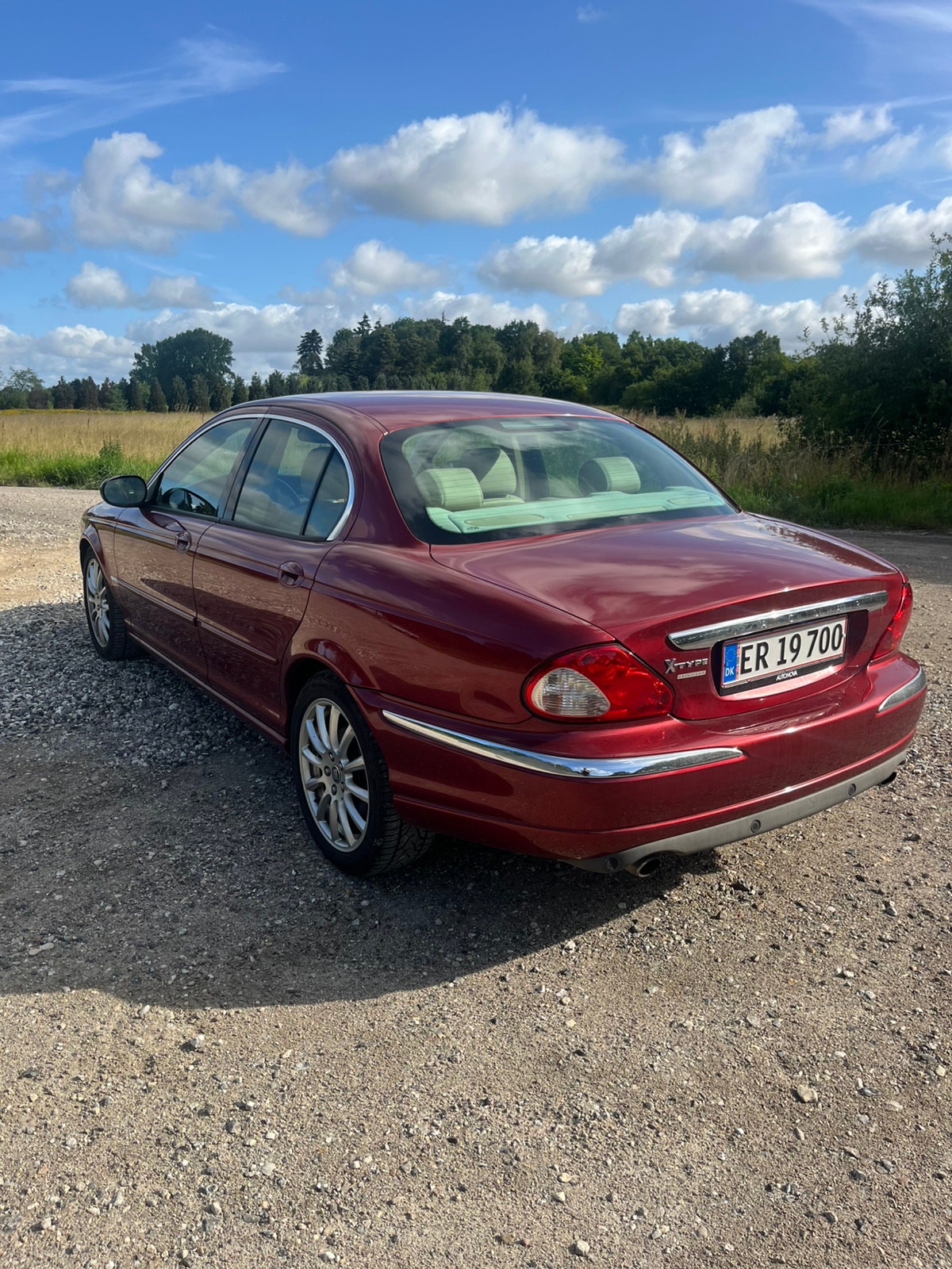 Jaguar X-TYPE til salg hos Nabilli