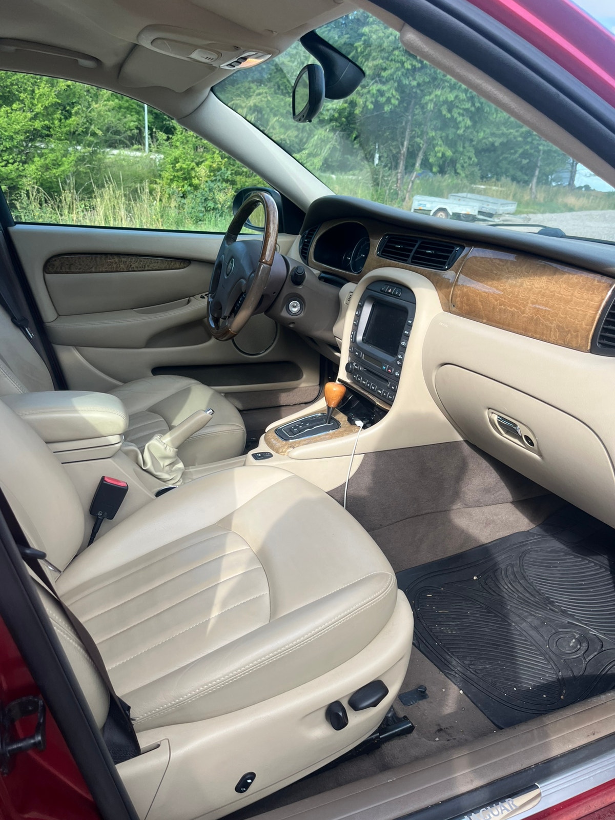 Jaguar X-TYPE til salg hos Nabilli