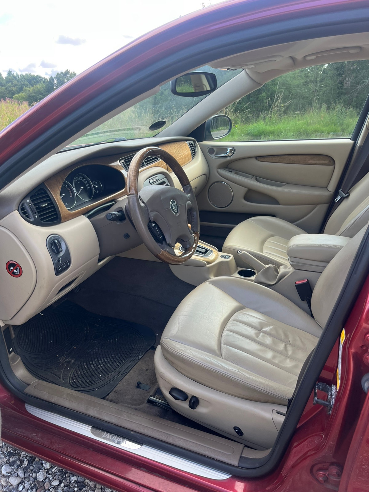 Jaguar X-TYPE til salg hos Nabilli