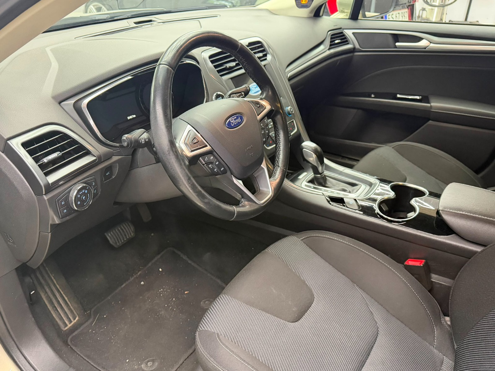 Ford Mondeo til salg hos Nabilli