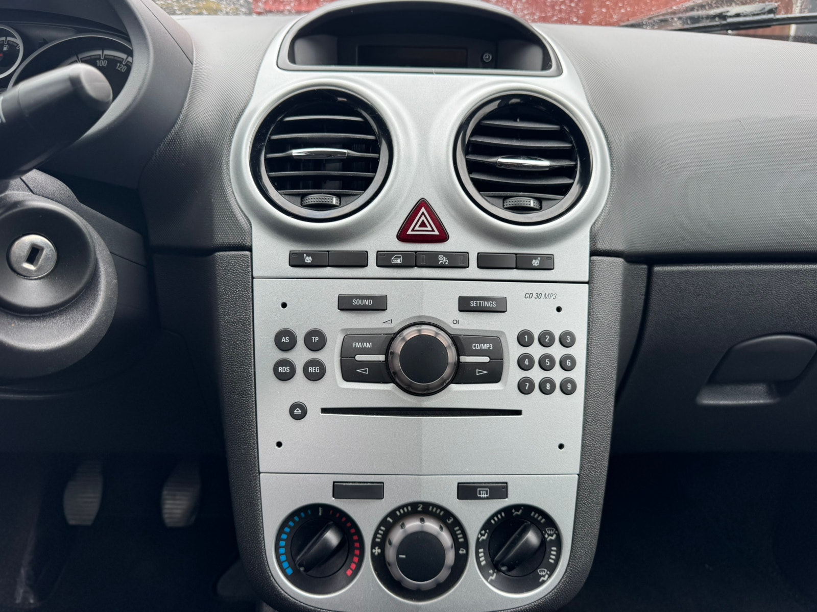 Opel Corsa – billede 8