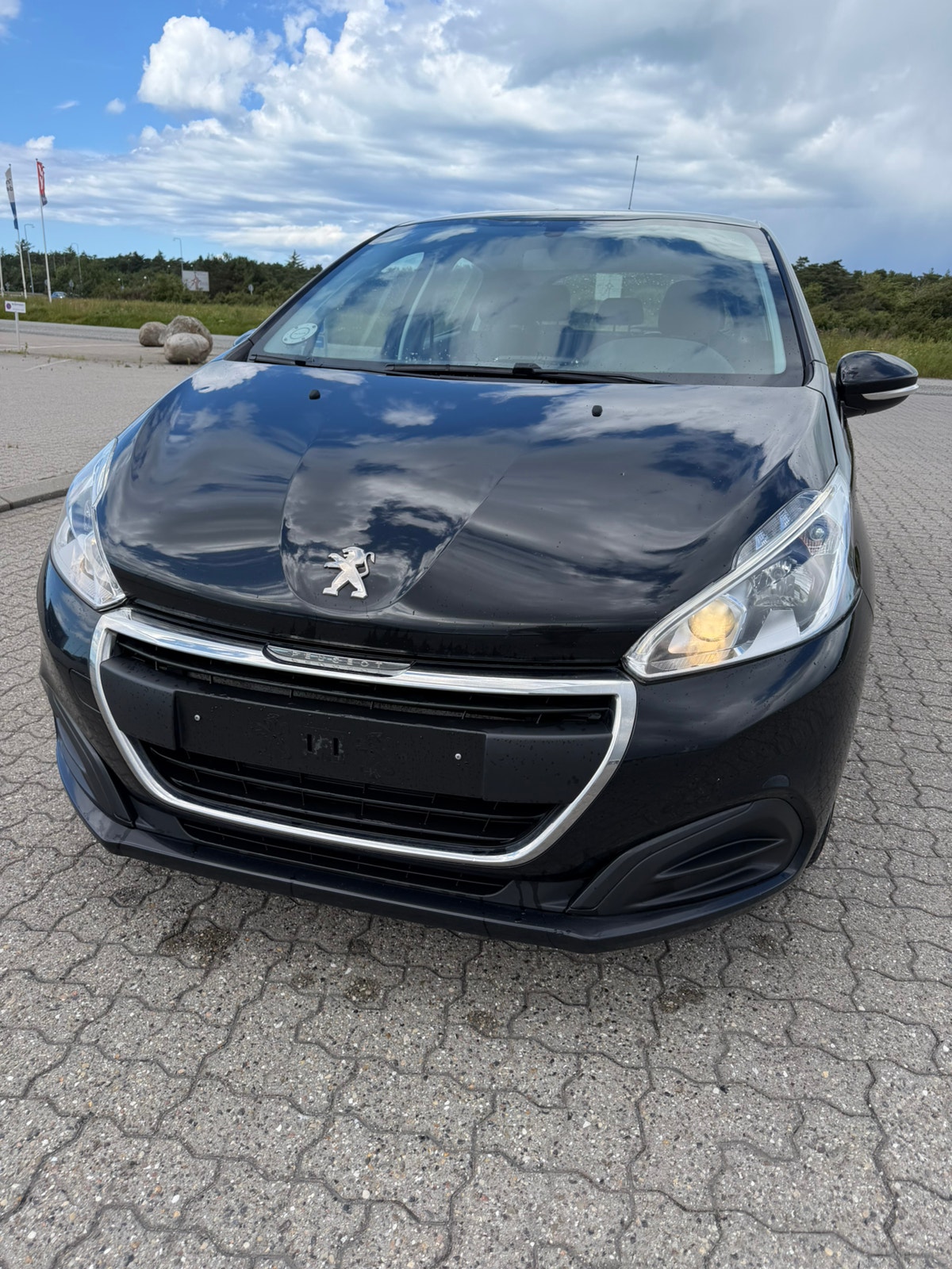 Peugeot 208 til salg hos Nabilli