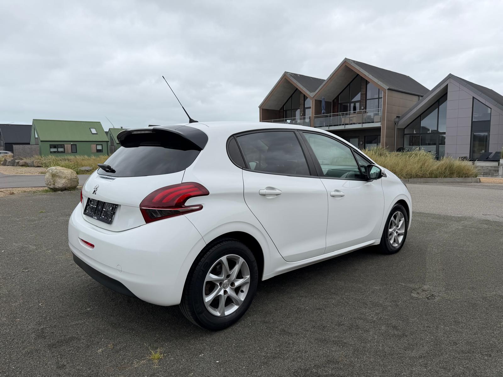 Peugeot 208 – billede 8