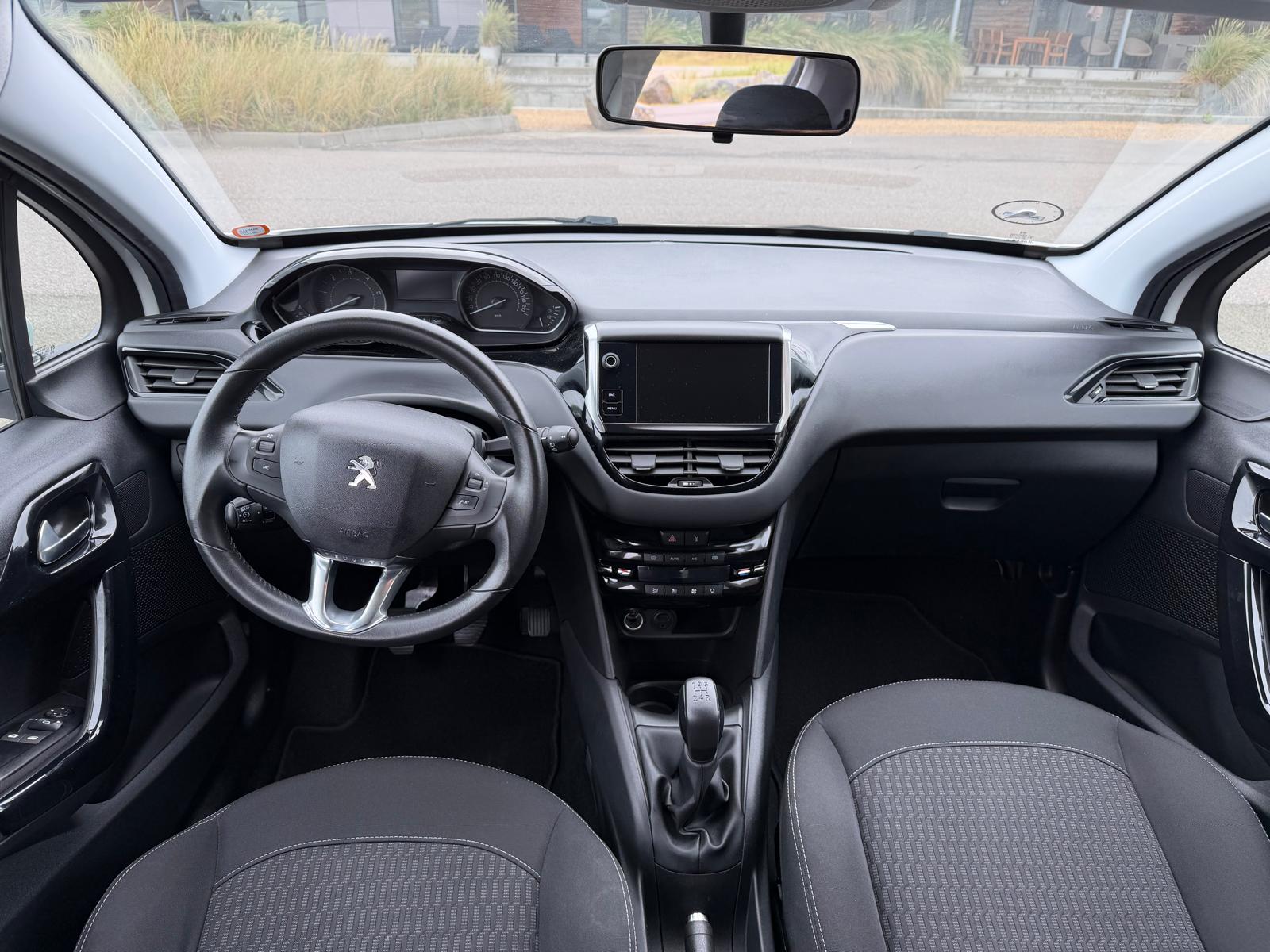 Peugeot 208 – billede 10