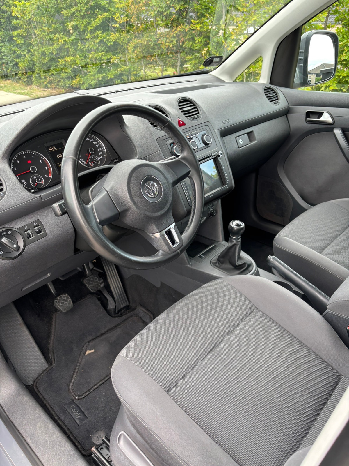 VW Caddy til salg hos Nabilli