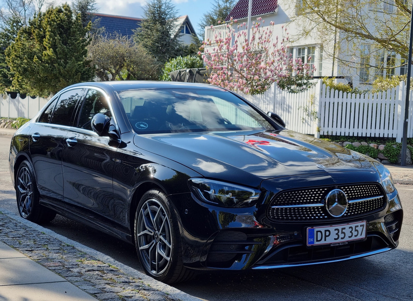 Mercedes E300 til salg hos Nabilli