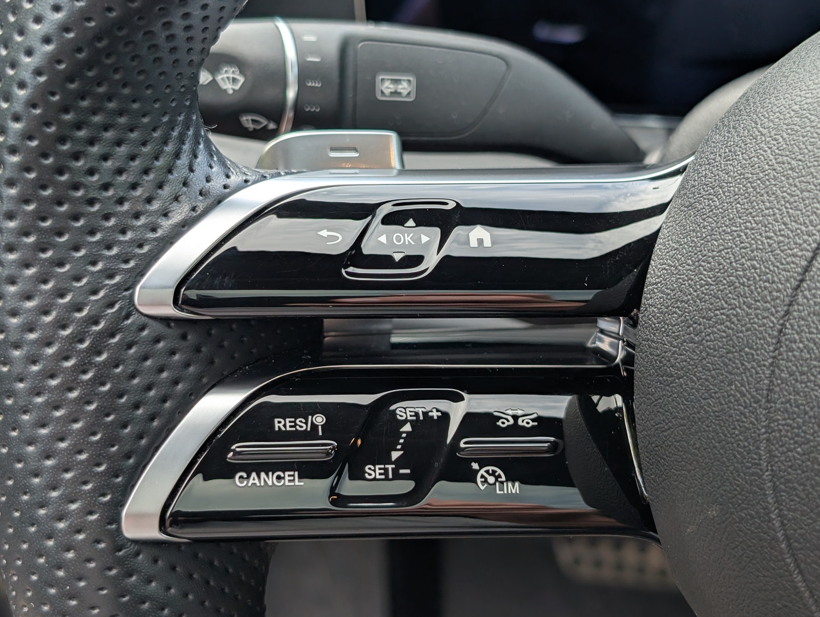 Mercedes E300 til salg hos Nabilli