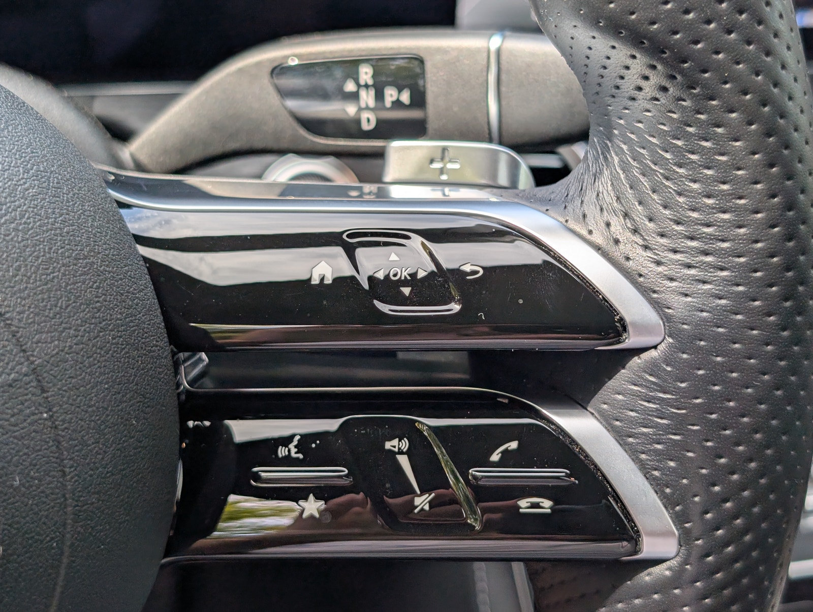 Mercedes E300 til salg hos Nabilli