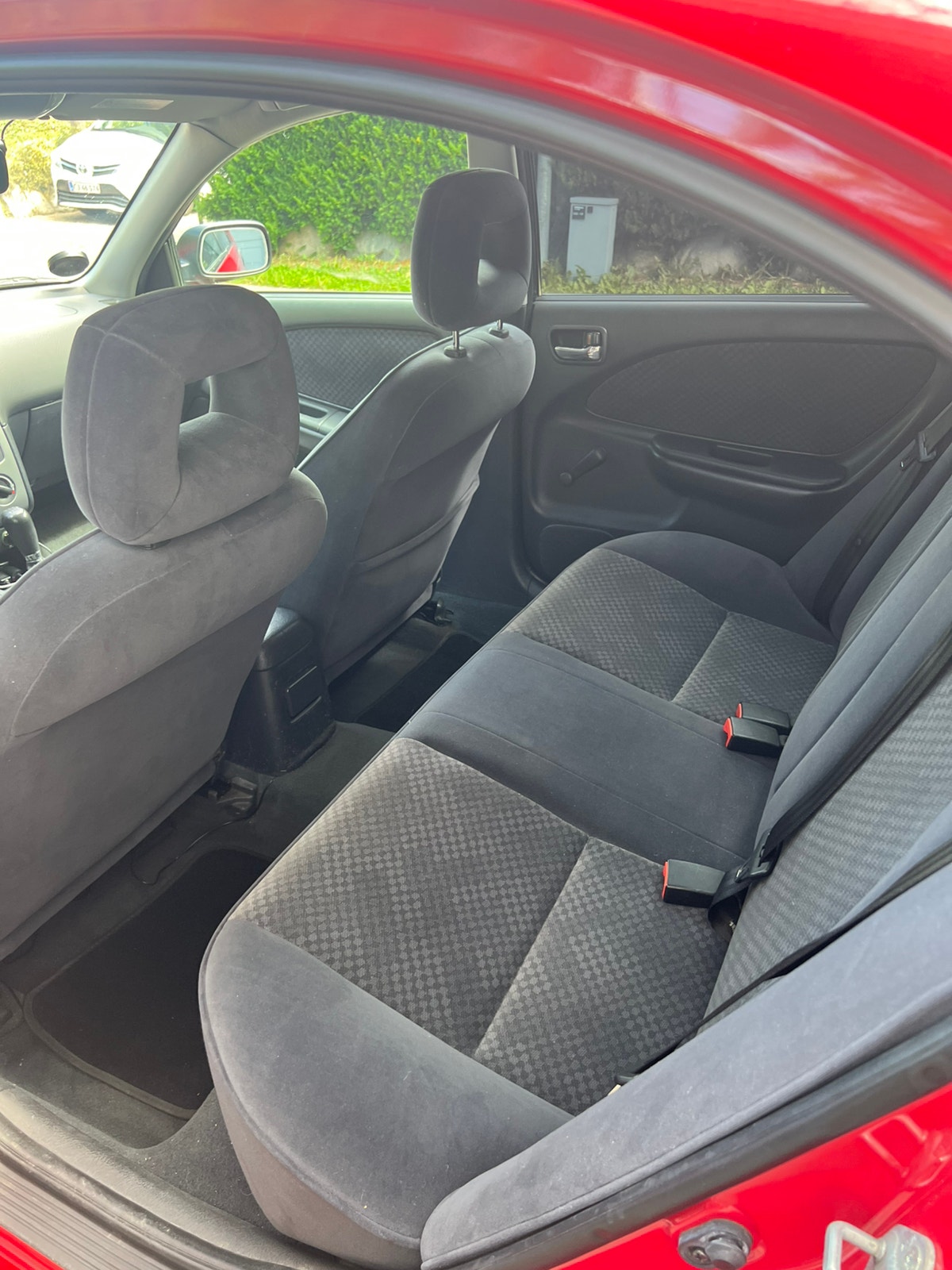 Toyota Avensis til salg hos Nabilli