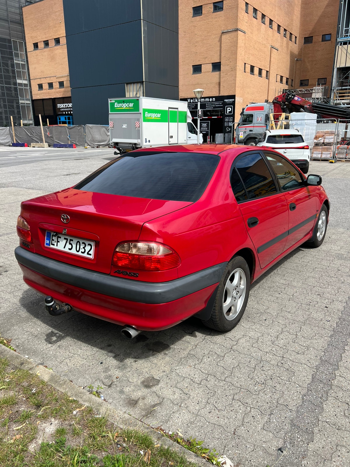 Toyota Avensis til salg hos Nabilli