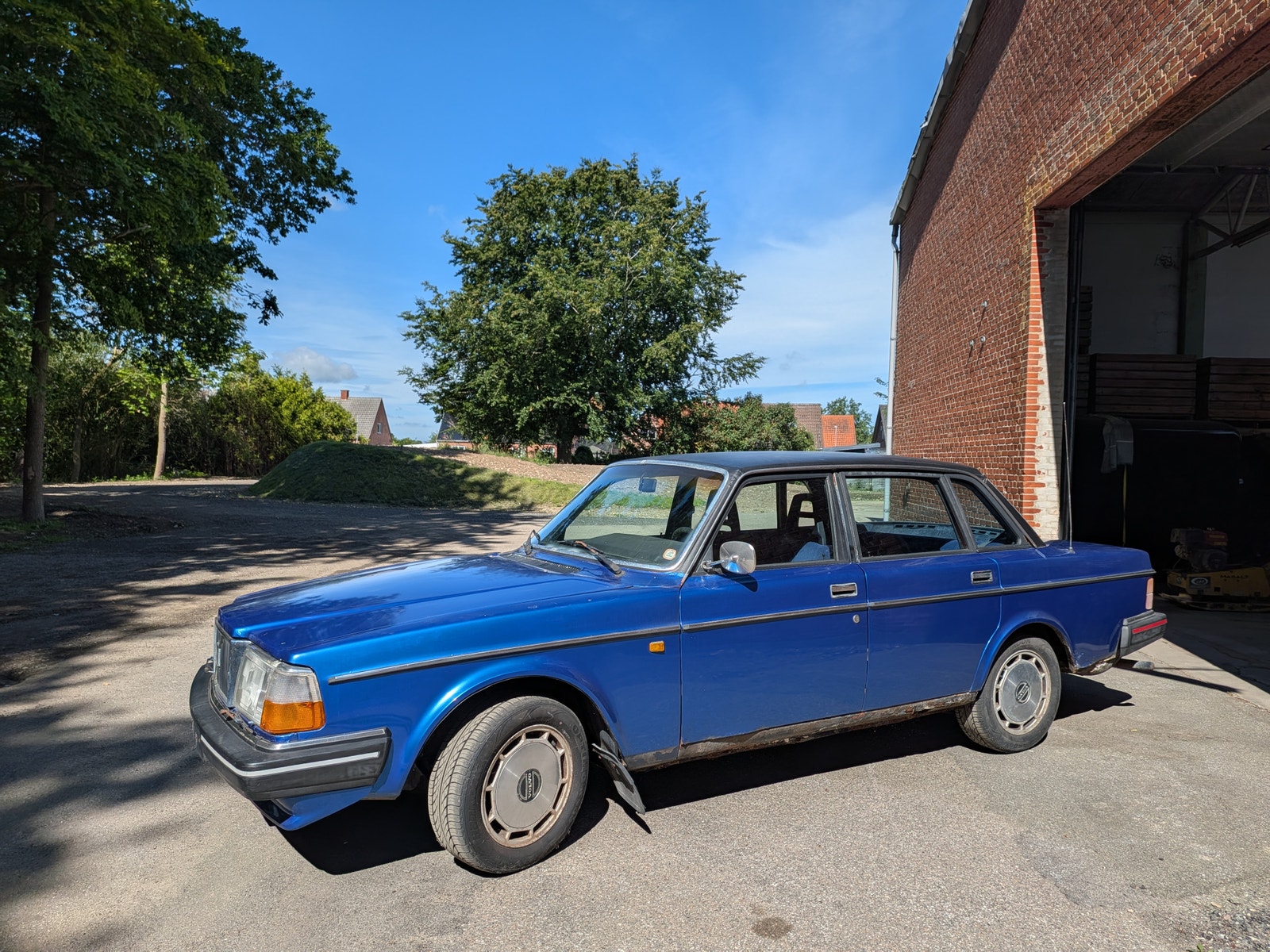 Volvo 240 til salg hos Nabilli