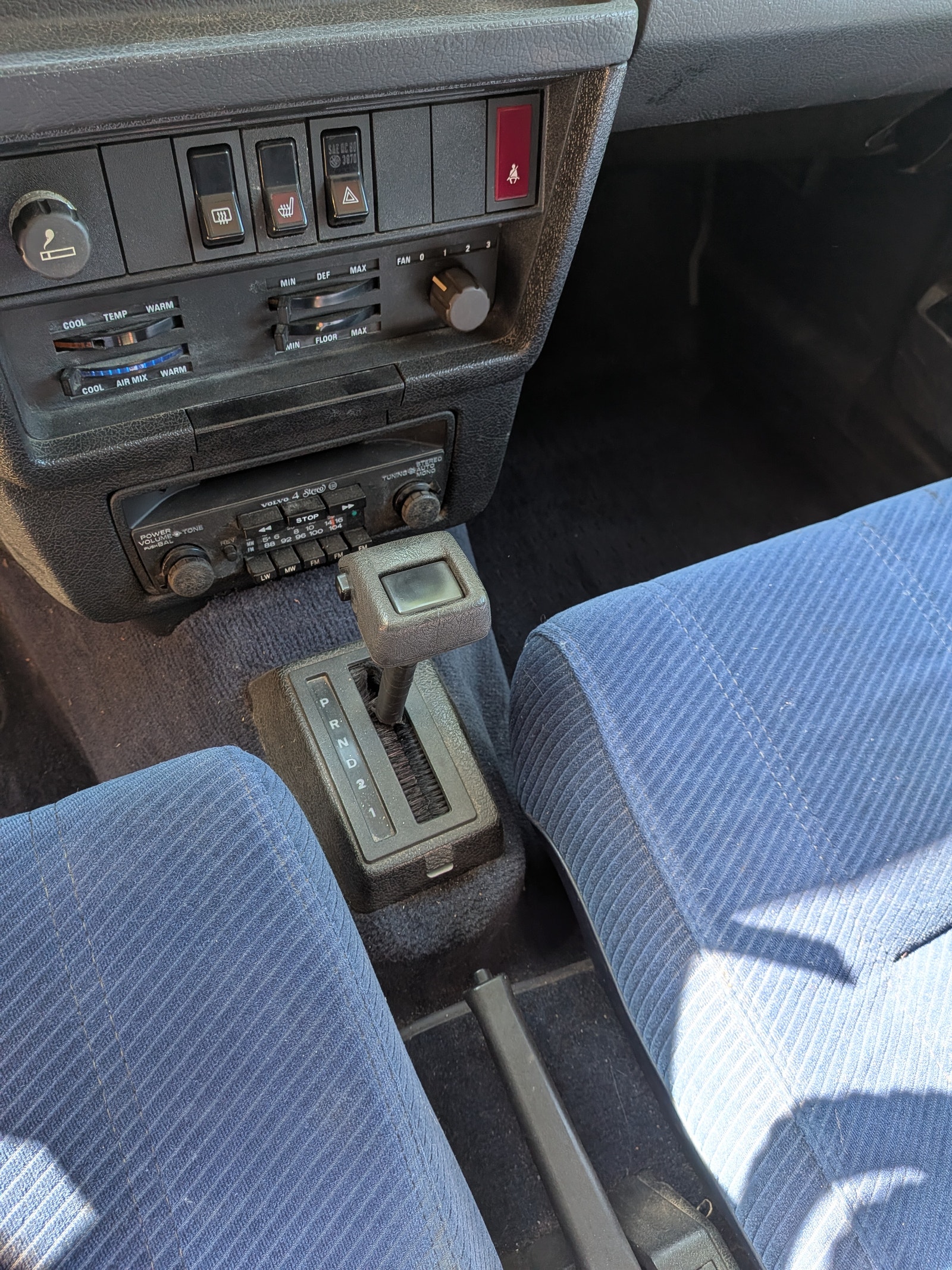 Volvo 240 til salg hos Nabilli