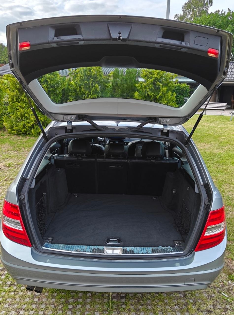 Mercedes C200 til salg hos Nabilli