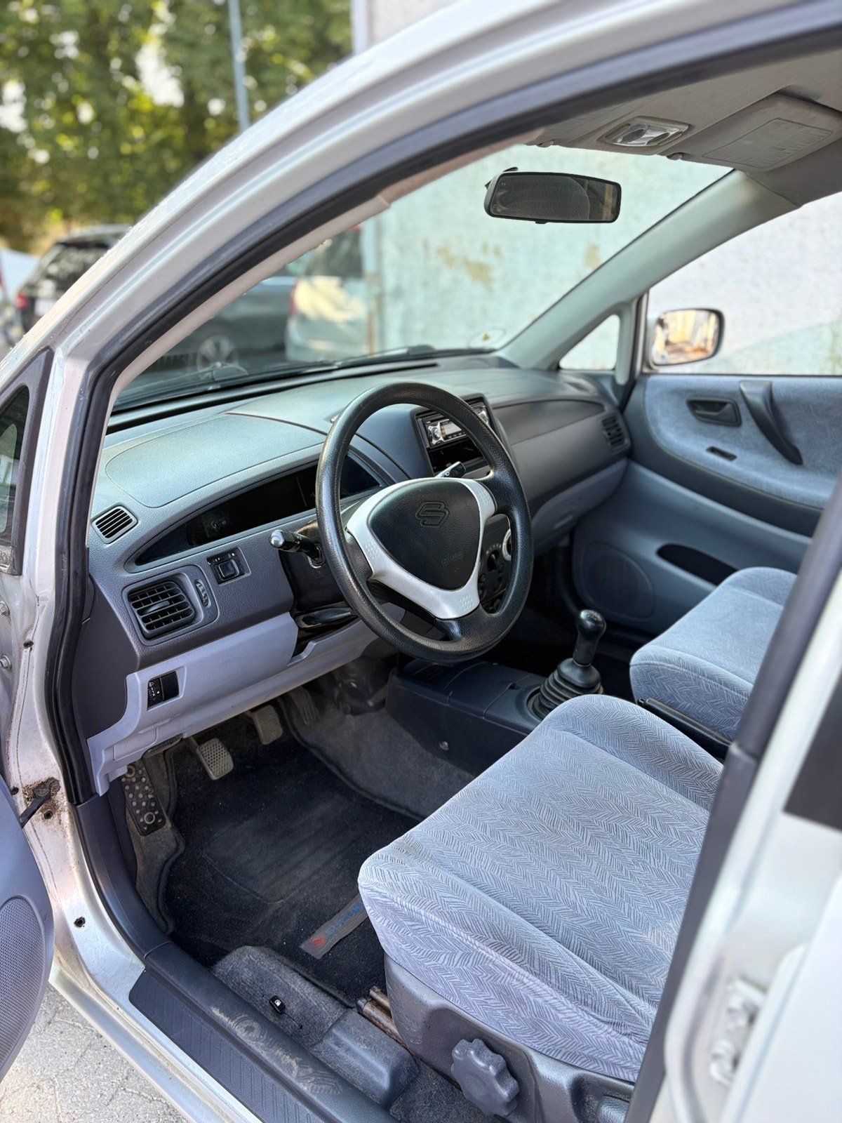 Suzuki Liana – billede 9