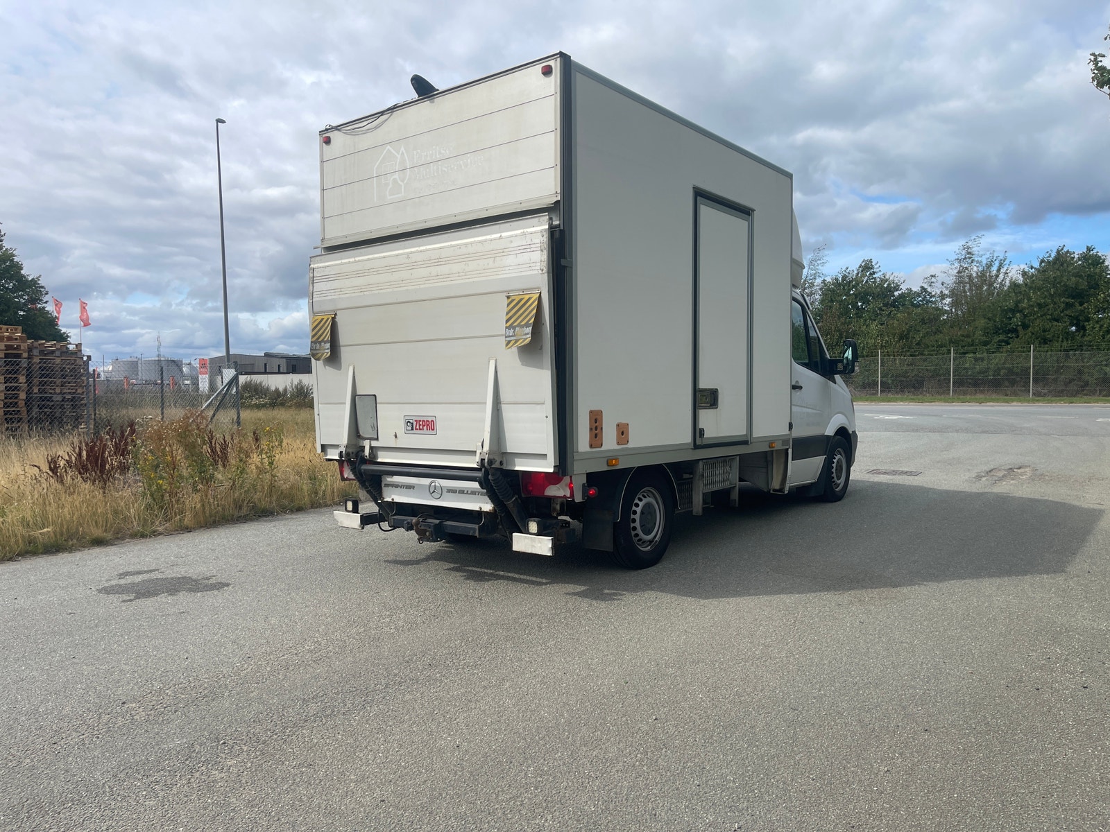 Mercedes Sprinter 319 til salg hos Nabilli
