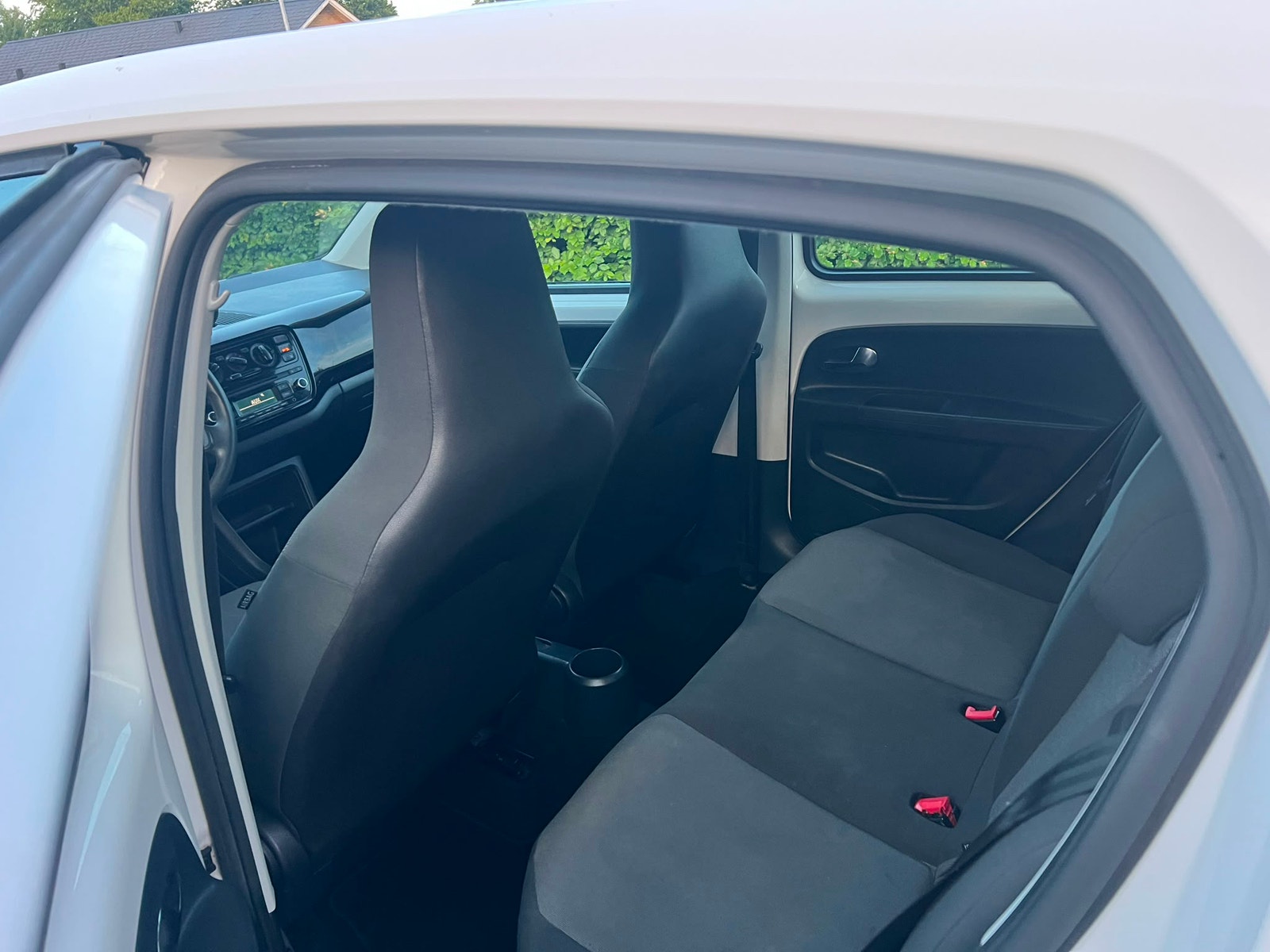 VW UP! til salg hos Nabilli