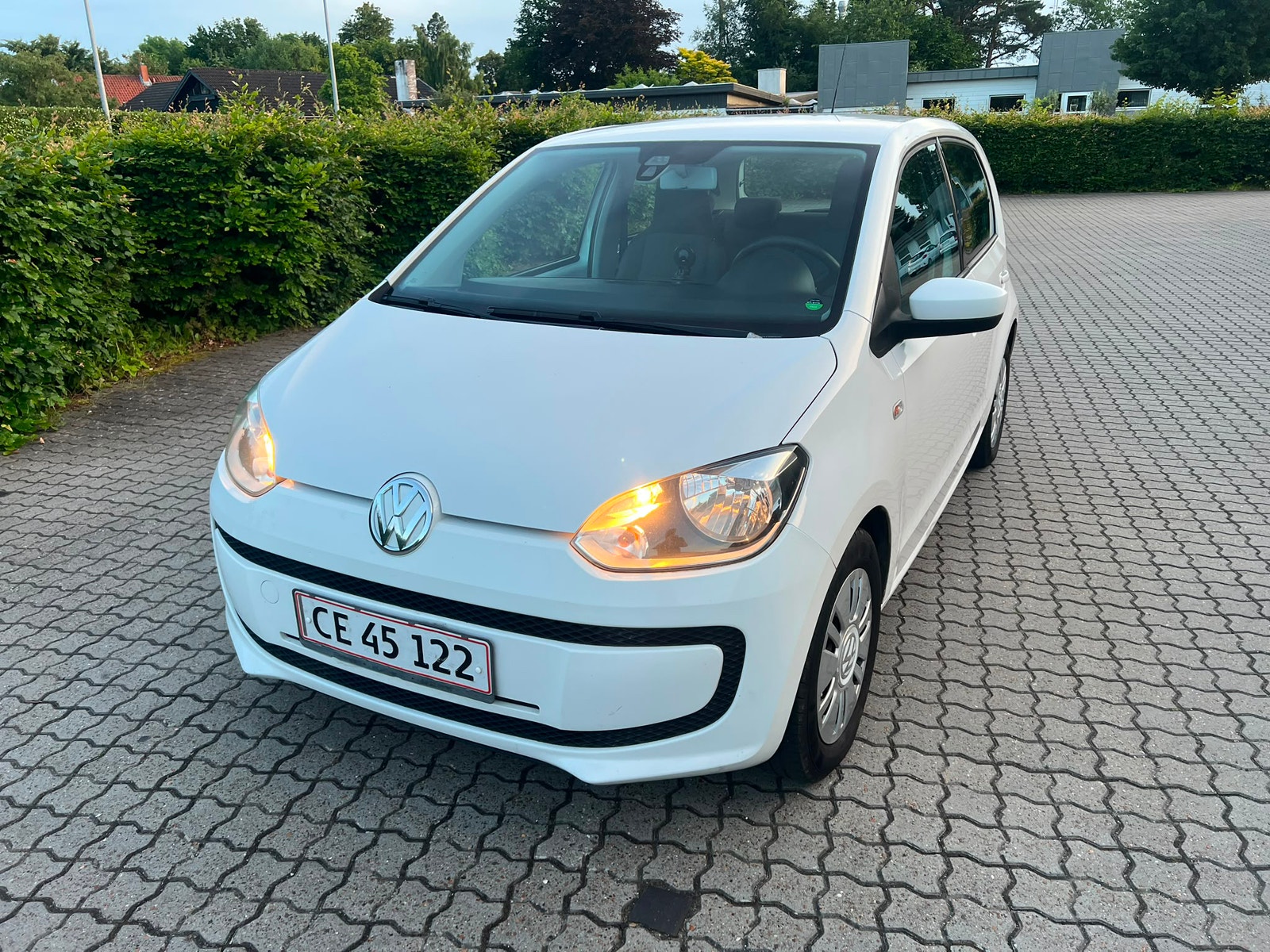 VW UP! til salg hos Nabilli