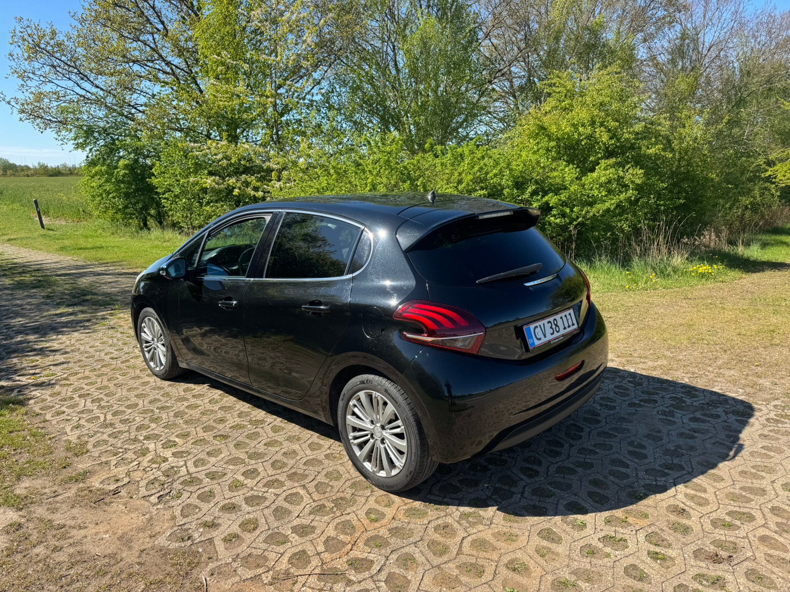 Peugeot 208 – billede 2